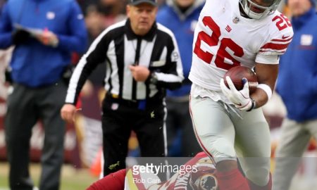 Watch: Saquon Barkley coach Up The O-Line before his 78-Yard TD Run