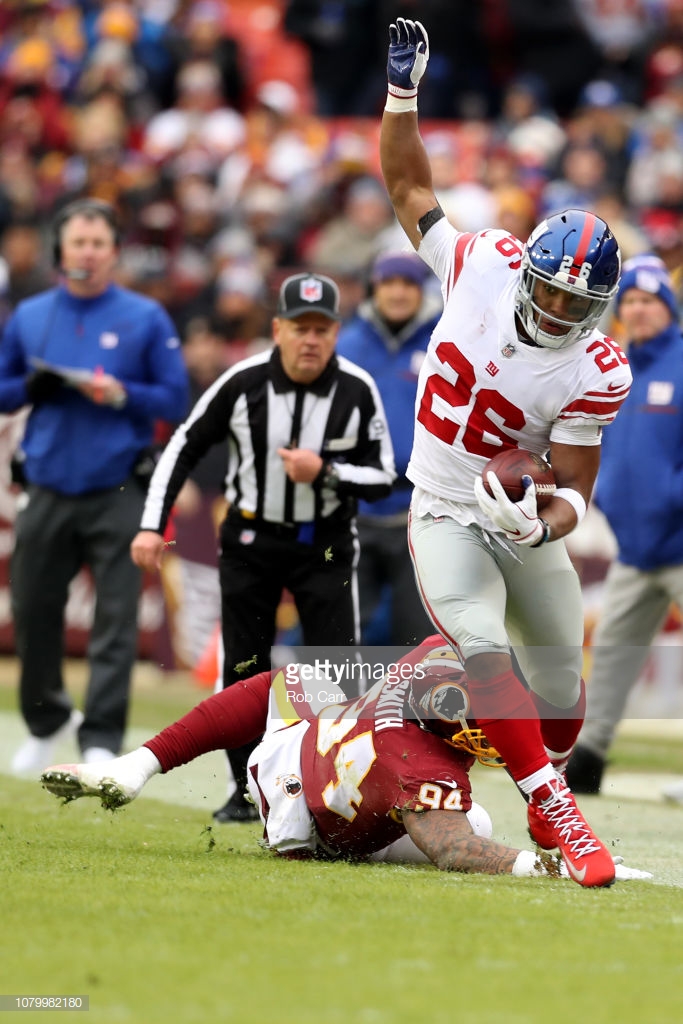 Watch: Saquon Barkley coach Up The O-Line before his 78-Yard TD Run